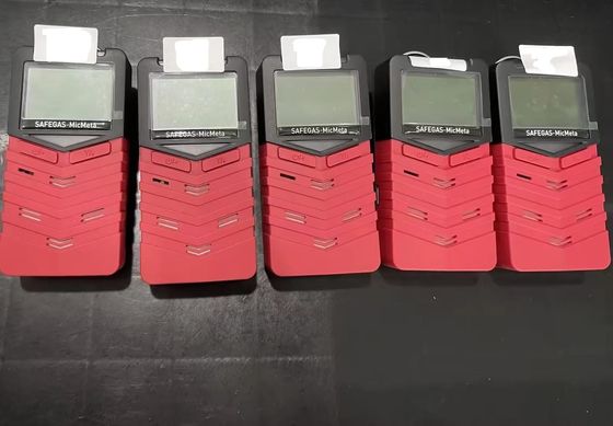 IP66/IP68 Diffusion Multi Gas Detector Portable Gas Detector with 24h Standby Time